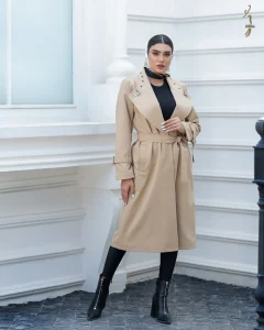 بارانی کجراه یقه پرچی سگگ دار پارمیس رنگ کرم