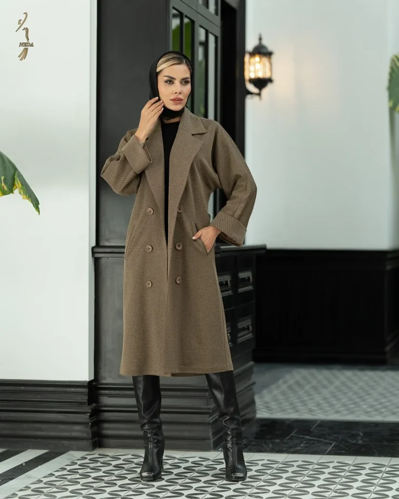 توییت یقه انگلیسی ۸ دکمه الینا رنگ قهوه ای