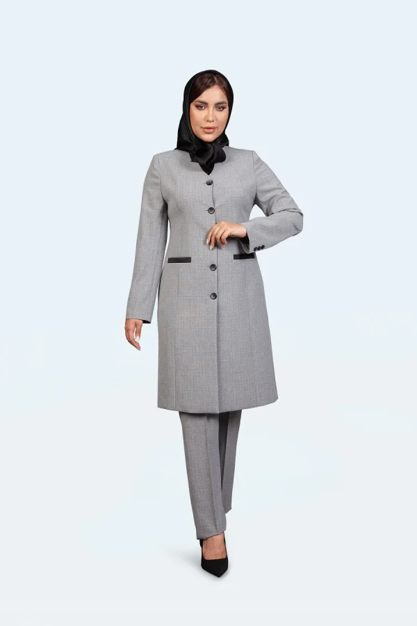 کت شلوار ۴ خونه ریز یقه خشتی پشت گنبدی - تصویر 2