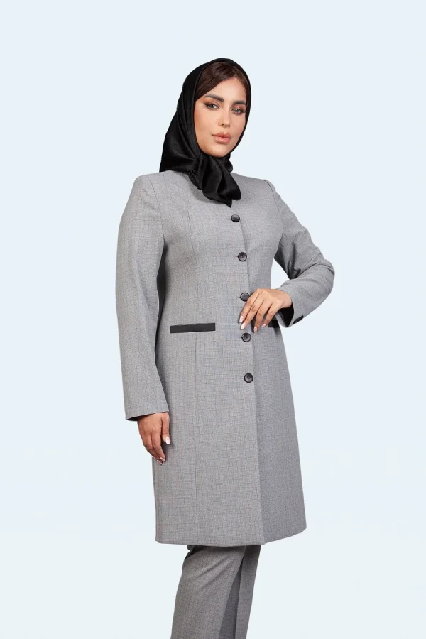 کت شلوار ۴ خونه ریز یقه خشتی پشت گنبدی - تصویر 4